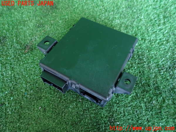 2UPJ-9234696147]アウディ・A1 スポーツバック(8XCZE)コンピューター2 中古 8U0907468AC_2