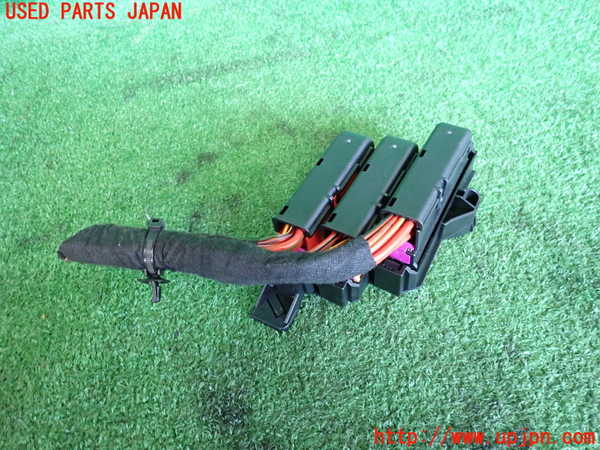 2UPJ-9234696742]アウディ・A1 スポーツバック(8XCZE)ヒューズボックス2 中古_2