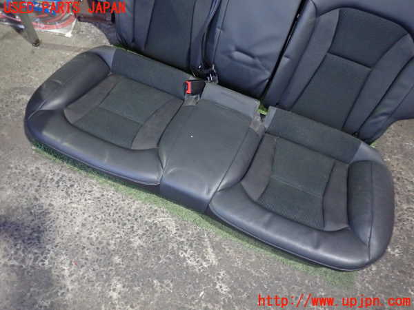 2UPJ-9234697385]アウディ・A1 スポーツバック(8XCZE)リアシート 中古_3