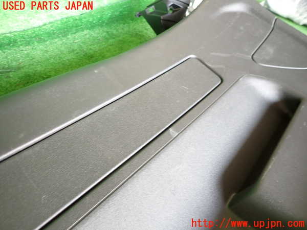 2UPJ-9234691578]アウディ・A1 スポーツバック(8XCZE)バックドア内張り 中古_2