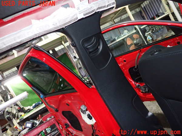 2UPJ-9234697670]アウディ・A1 スポーツバック(8XCZE)左センターピラートリム 中古_2