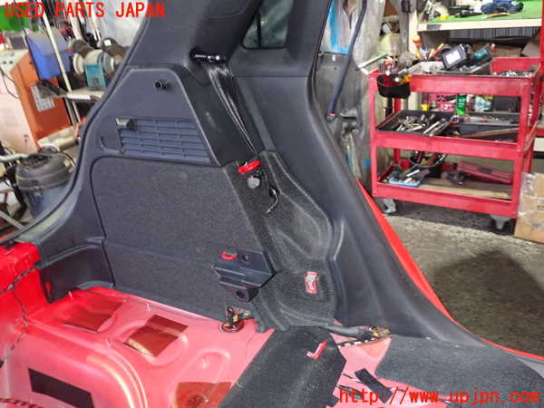 2UPJ-9234697680]アウディ・A1 スポーツバック(8XCZE)左リアピラートリム 中古_3