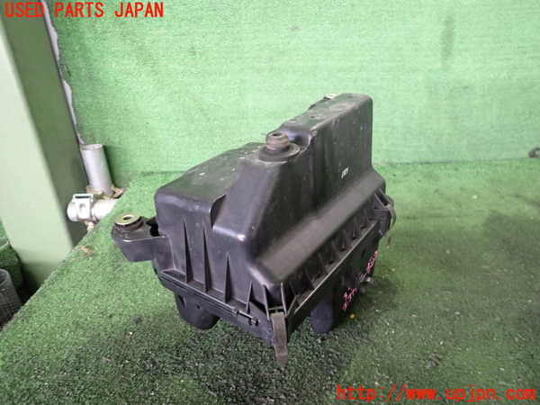 2UPJ-9234702560]ロードスター(NB8C)エアクリーナーボックス 中古_2