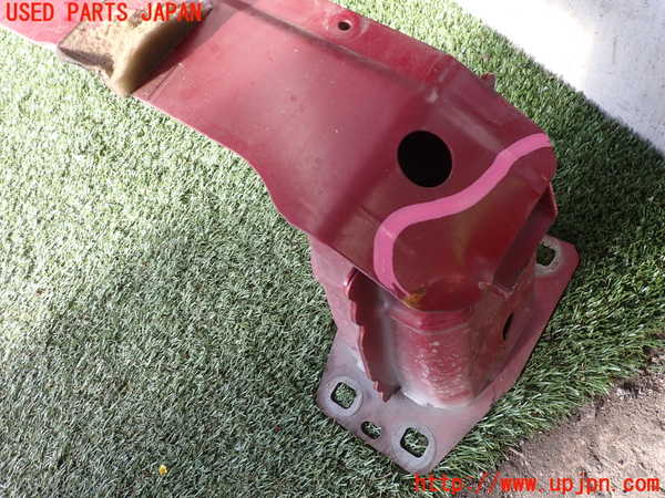 2UPJ-9234711014]ランドローバー・レンジローバー イヴォーク(LV2A)フロントバンパーホースメント 中古_4