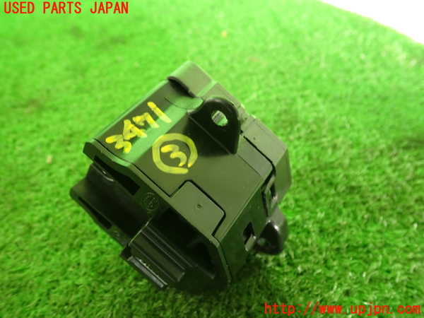 2UPJ-9234716308]ランドローバー・レンジローバー イヴォーク(LV2A)スイッチ3(横滑り防止OFF等) 中古_2