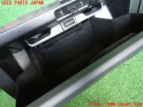 2UPJ-9234717516]ランドローバー・レンジローバー イヴォーク(LV2A)グローブボックス1 中古_3