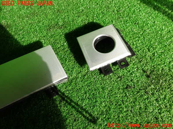 2UPJ-9234717693]ランドローバー・レンジローバー イヴォーク(LV2A)内装トリム類3 中古_2