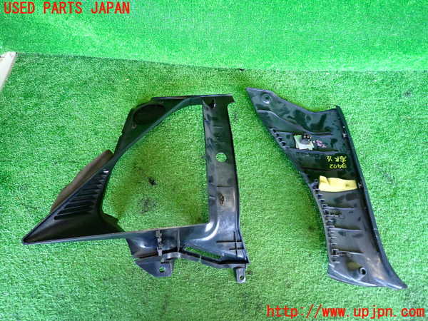 2UPJ-9234727675]MR2(AW11)右リアピラートリム 中古_2