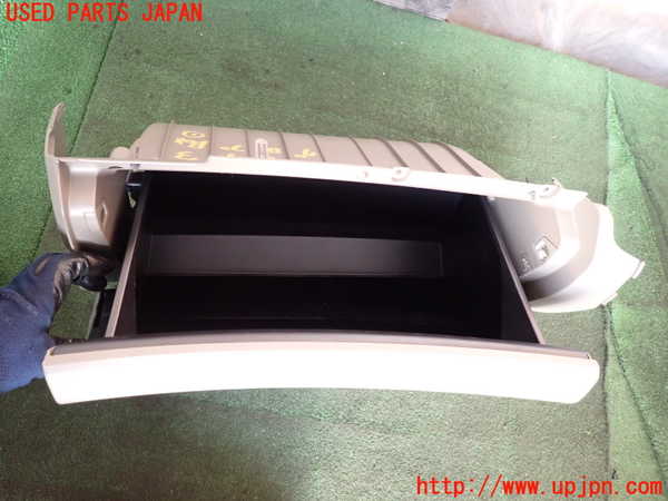 2UPJ-9234737516]マークX(GRX120)グローブボックス1 中古_2