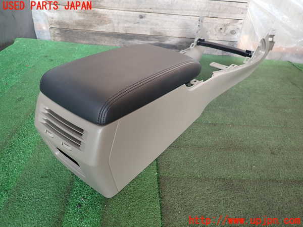 2UPJ-9234737540]マークX(GRX120)センターコンソール 中古_2