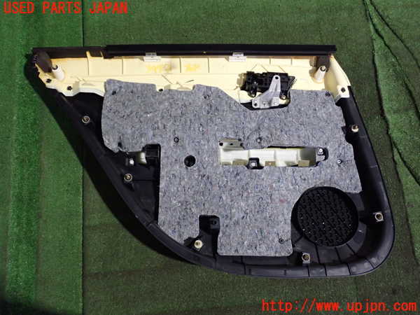 2UPJ-9234731294]マークX(GRX120)右後ドア内張り 中古_4