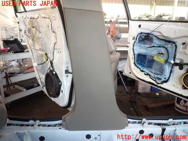 2UPJ-9234737670]マークX(GRX120)左センターピラートリム 中古_3