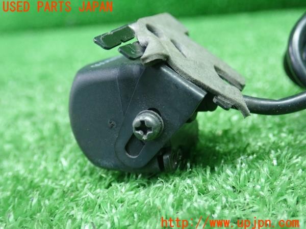 3UPJ=9234740552]BMW X3(PC25 E83系)後期 KENWOOD ケンウッド CMOS-230 バックカメラ リア リヤ リアビュー 中古_4