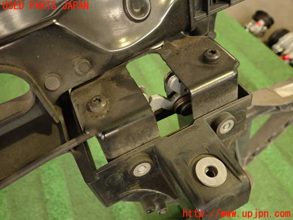 2UPJ-9234741041]BMW X3(PC25)(E83系)コアサポート 中古_3