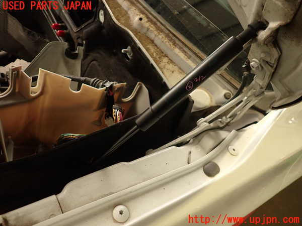 2UPJ-9234741068]BMW X3(PC25)(E83系)ボンネットダンパー 中古_2