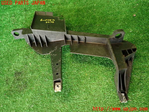 2UPJ-9234741142]BMW X3(PC25)(E83系)左ヘッドライトリム 中古_2