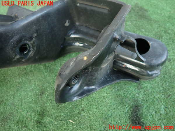 2UPJ-9234745296]BMW X3(PC25)(E83系)メンバー1 中古_4