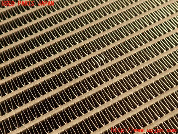 2UPJ-9234742321]BMW X3(PC25)(E83系)ラジエーター1 中古_4