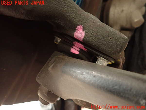 2UPJ-9234744290]BMW X3(PC25)(E83系)右フロントナックルハブ 中古_3