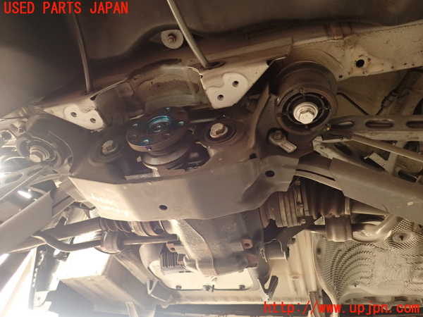 2UPJ-9234745295]BMW X3(PC25)(E83系)リアメンバー 中古_3