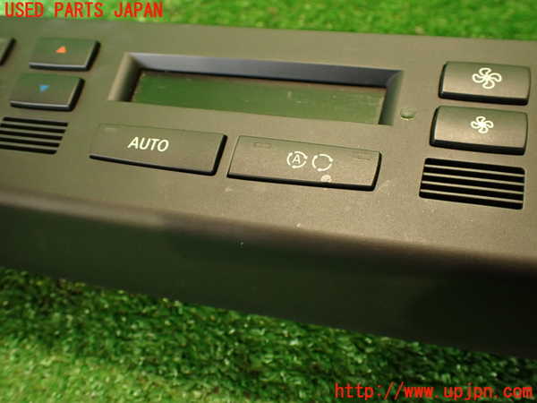 2UPJ-9234746066]BMW X3(PC25)(E83系)エアコンスイッチ1 中古_3