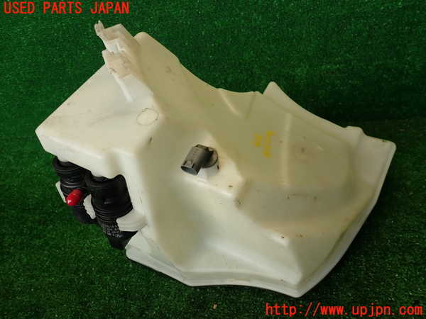 2UPJ-9234746791]BMW X3(PC25)(E83系)ウォッシャータンク1 中古_4