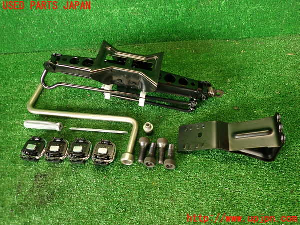 2UPJ-9234747805]BMW X3(PC25)(E83系)車載工具 中古_2