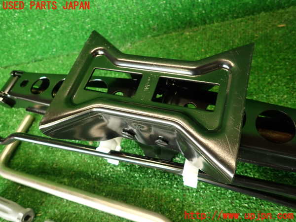 2UPJ-9234747805]BMW X3(PC25)(E83系)車載工具 中古_3