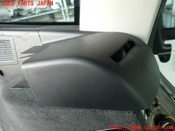 2UPJ-9234747680]BMW X3(PC25)(E83系)左リアピラートリム 中古_4