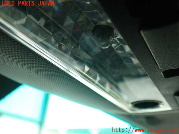 2UPJ-9234746411]BMW X3(PC25)(E83系)ルームランプ1 (1列目真中) 中古_2