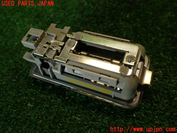 2UPJ-9234746412]BMW X3(PC25)(E83系)ルームランプ2 (2列目右) 中古_3