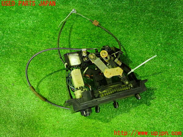 2UPJ-9234756066]ロードスター(NA6CE)エアコンスイッチ1 中古_2