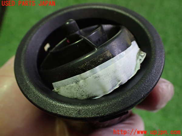 2UPJ-9234757526]ロードスター(NA6CE)エアコン吹き出し口1 (真中) (ジャンク品) 中古_4