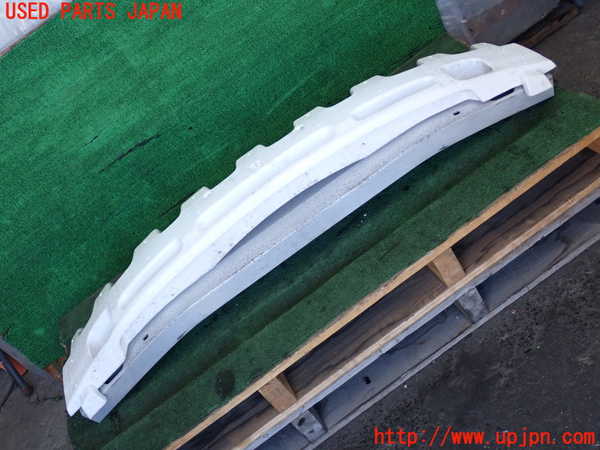 2UPJ-9234761014]ハリアー(ACU30W)フロントバンパーホースメント 中古_2