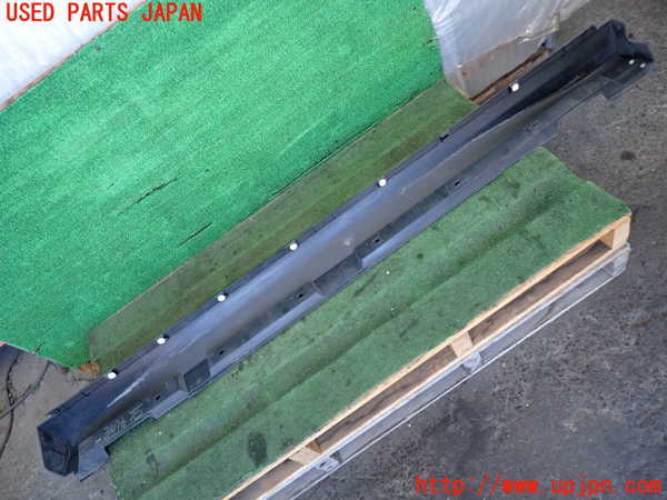 2UPJ-9234761390]ハリアー(ACU30W)右サイドステップ 中古_4