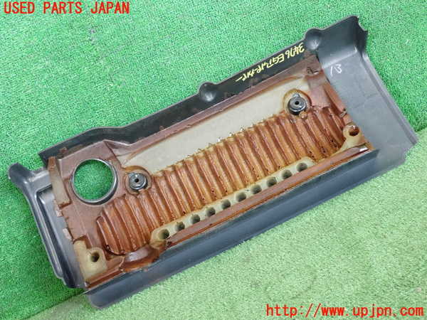 2UPJ-9234762160]ハリアー(ACU30W)エンジンアッパーカバー 中古_2