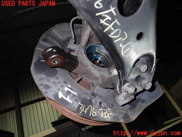 2UPJ-9234764295]ハリアー(ACU30W)左フロントナックルハブ 中古_2