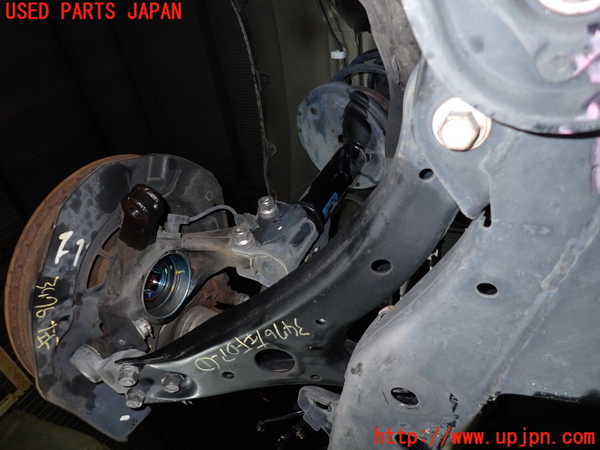 2UPJ-9234765186]ハリアー(ACU30W)左フロントロアアーム1 中古_2