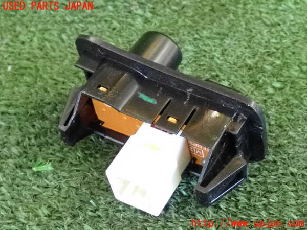 2UPJ-9234766307]ハリアー(ACU30W)スイッチ2（メーター照度 ODO/TRIPスイッチ） 中古_2