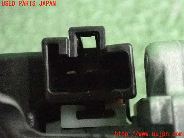 2UPJ-9234766775]ハリアー(ACU30W)リアワイパーモーター 中古_4