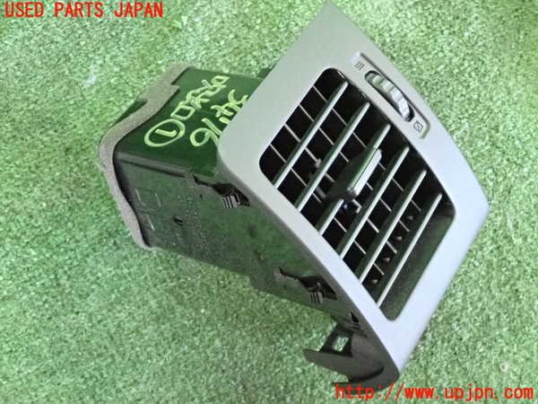 2UPJ-9234767526]ハリアー(ACU30W)エアコン吹き出し口1 中古_2