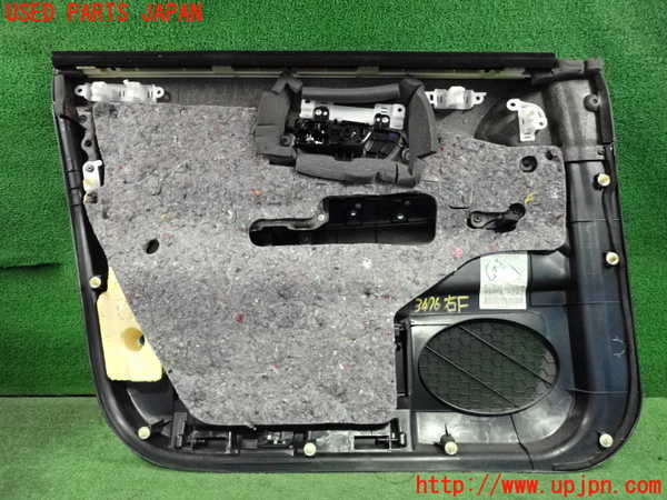 2UPJ-9234761234]ハリアー(ACU30W)右前ドア内張り 中古_4