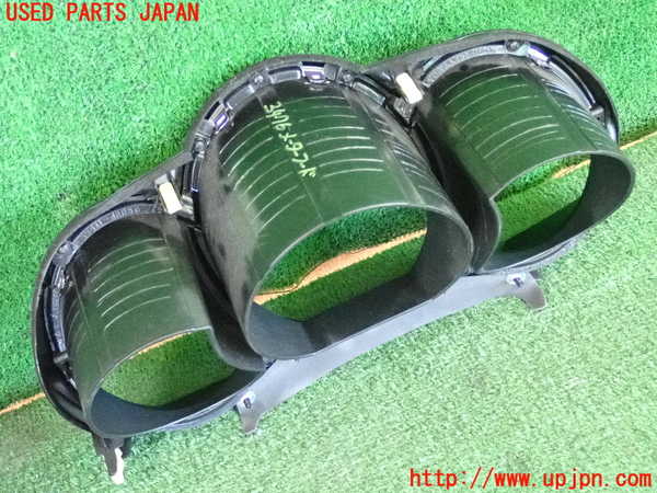 2UPJ-9234767510]ハリアー(ACU30W)メーターフード 中古_2