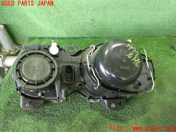 2UPJ-9234771130]ジャガー・Xタイプ(J51YB)右ヘッドライト ハロゲン 中古_2