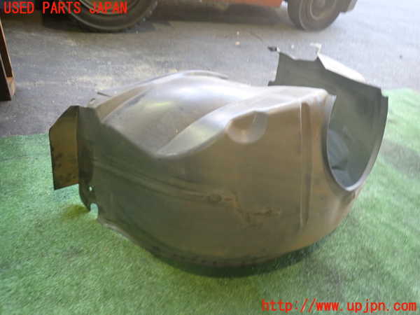 2UPJ-9234771090]ジャガー・Xタイプ(J51YB)右前フェンダーライナー 中古_2