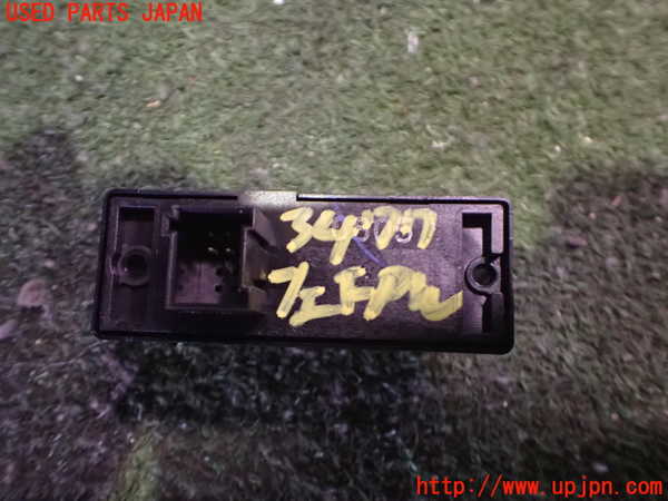 2UPJ-9234776245]ジャガー・Xタイプ(J51YB)左前パワーウィンドウスイッチ 中古_2