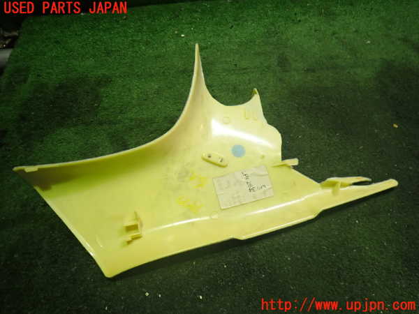 2UPJ-9234777675]ジャガー・Xタイプ(J51YB)右リアピラートリム 中古_2