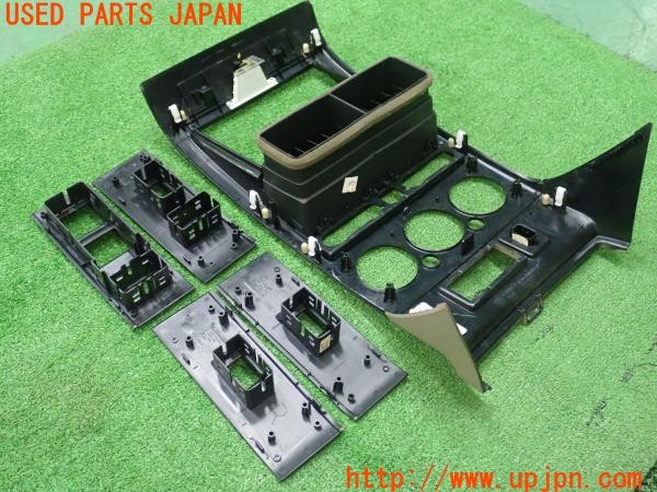 3UPJ=9234780645]エクスプローラー XLT(1FMEU74 U251)純正 カーボン調パネル センター スイッチ 中古_2