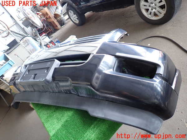 2UPJ-9234781010]エクスプローラー(1FMEU74)フロントバンパー 中古_2