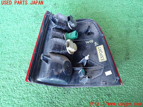 2UPJ-9234781536]エクスプローラー(1FMEU74)左テールランプ 中古_3